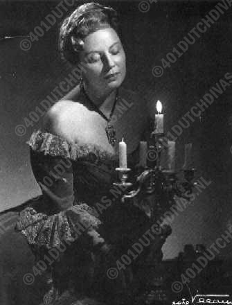 Magda Olivero as Adriana